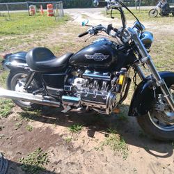 2000 Honda Valkyrie 1100