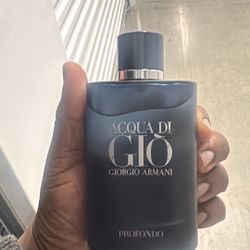 Giorgio Armani profondo