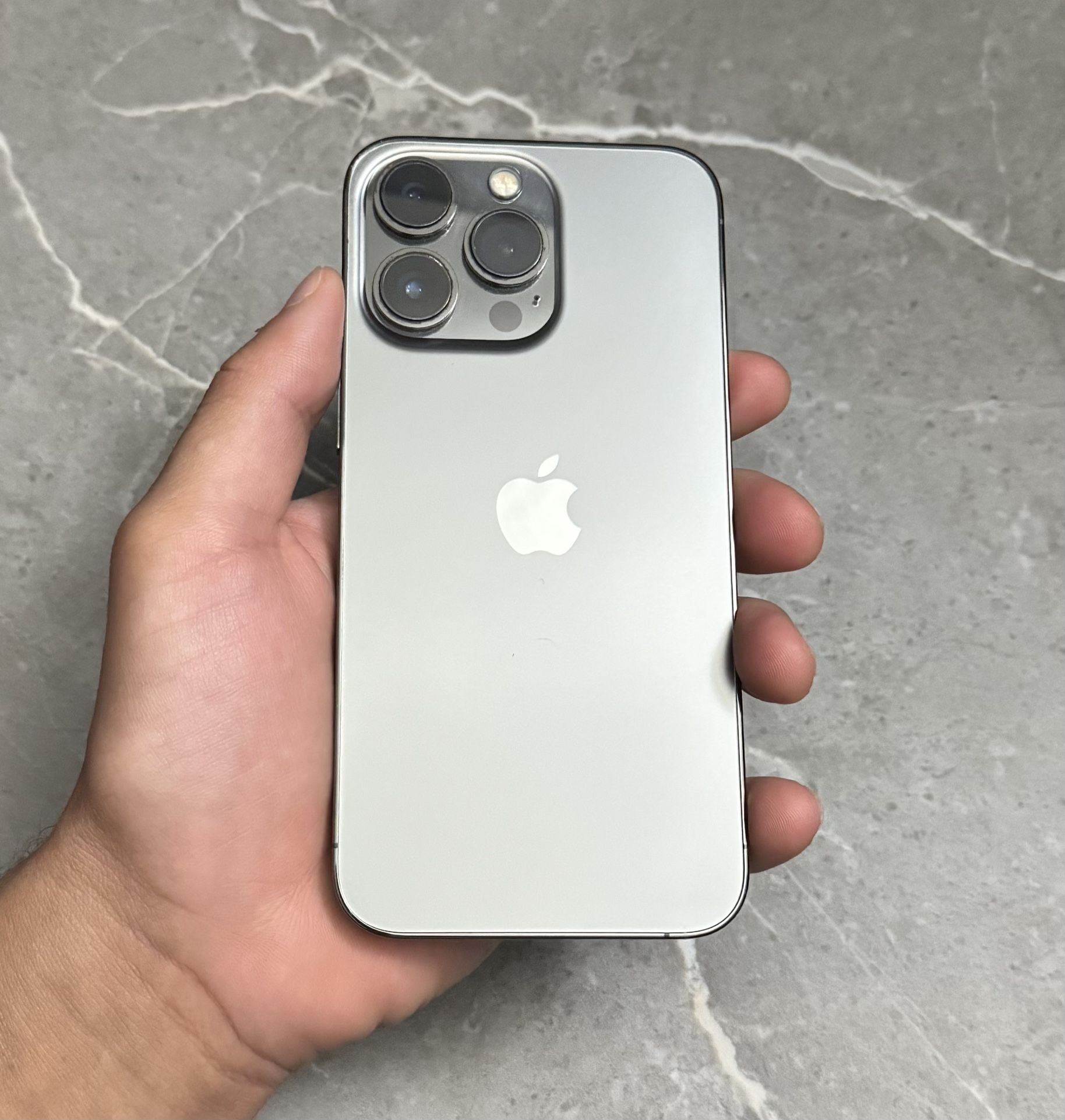 iPhone 13 Pro 