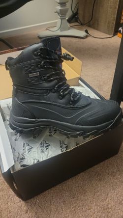  Snow Boots Size8 Men's Waterproof Insulated Winter Boots 