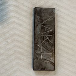 Urban Decay Naked Smoky Pallet