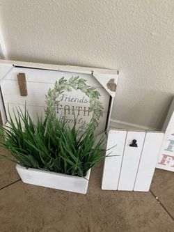Decor bundle
