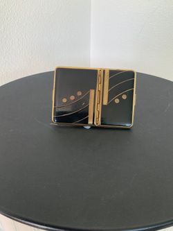 Art Deco compact by Richard Hudnut. 1930