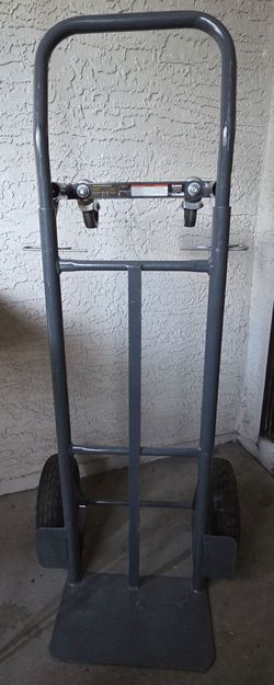Utility hand truck