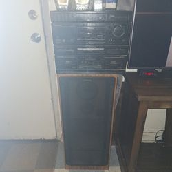 Pioneer Dolby Surrond Sound With Orignal Stererio All Orignal Great Condition Works Great 