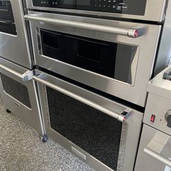 Kitchen Aid 30” Built In Microwave Oven Combo 