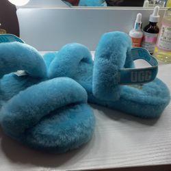 Ugg Sandal 