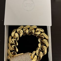 Cuban link bracalet (22mm) 