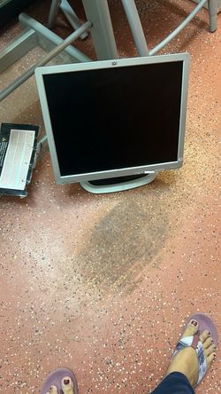 HP computer monitor