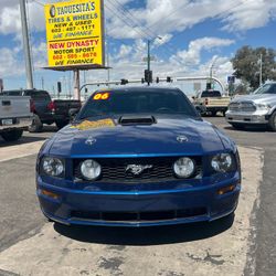 2006 Ford Mustang