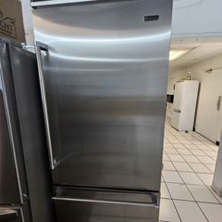 36" VIKING BUILT IN STAINLESS STEEL REFRIGERATOR 