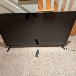 Roku 50R4A5R 50 inch 4K Smart TV – Great Condition