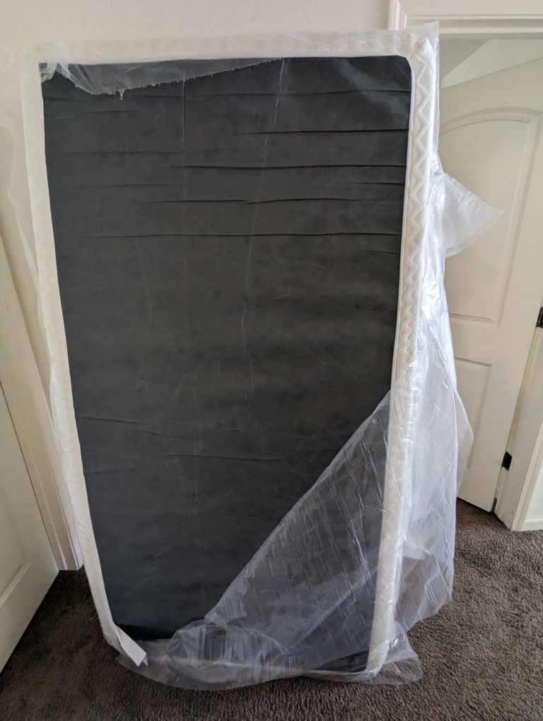 Brand New Chime 12 Inch Memory Foam Twin Mattress for Sale in Visalia, CA OfferUp