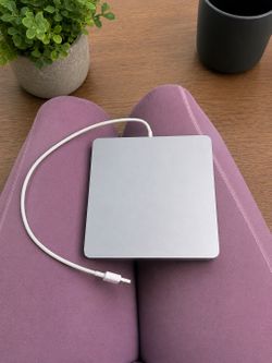 Apple SuperDrive USB DVD/CD External Drive – Mac