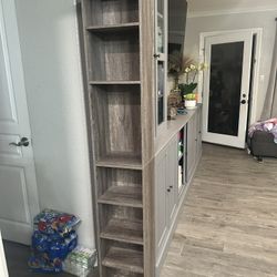Storage Cabinet/bookshelf 
