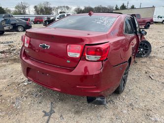 Auto parts for sale 2013 Chevy Malibu 2.4L motor