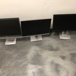 HP EliteDisplay Monitors x3