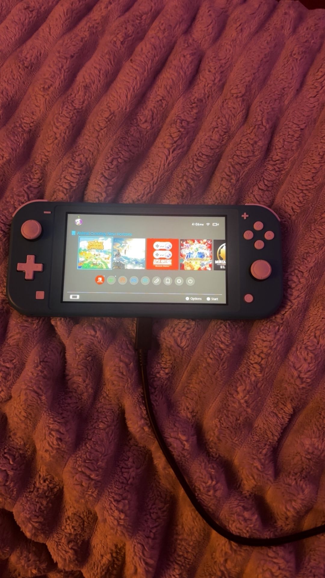 Nintendo Switch Lite + 6 Games & Case