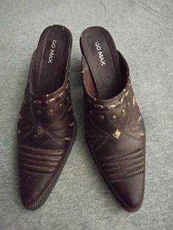 Womens slip on boot heels