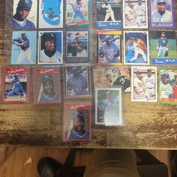 26 Bo Jackson Cards In Mint Condition