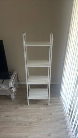 White Metal Ladder Shelf 4-Tier
