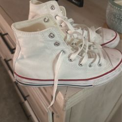 Youth White Converse Size 2.5