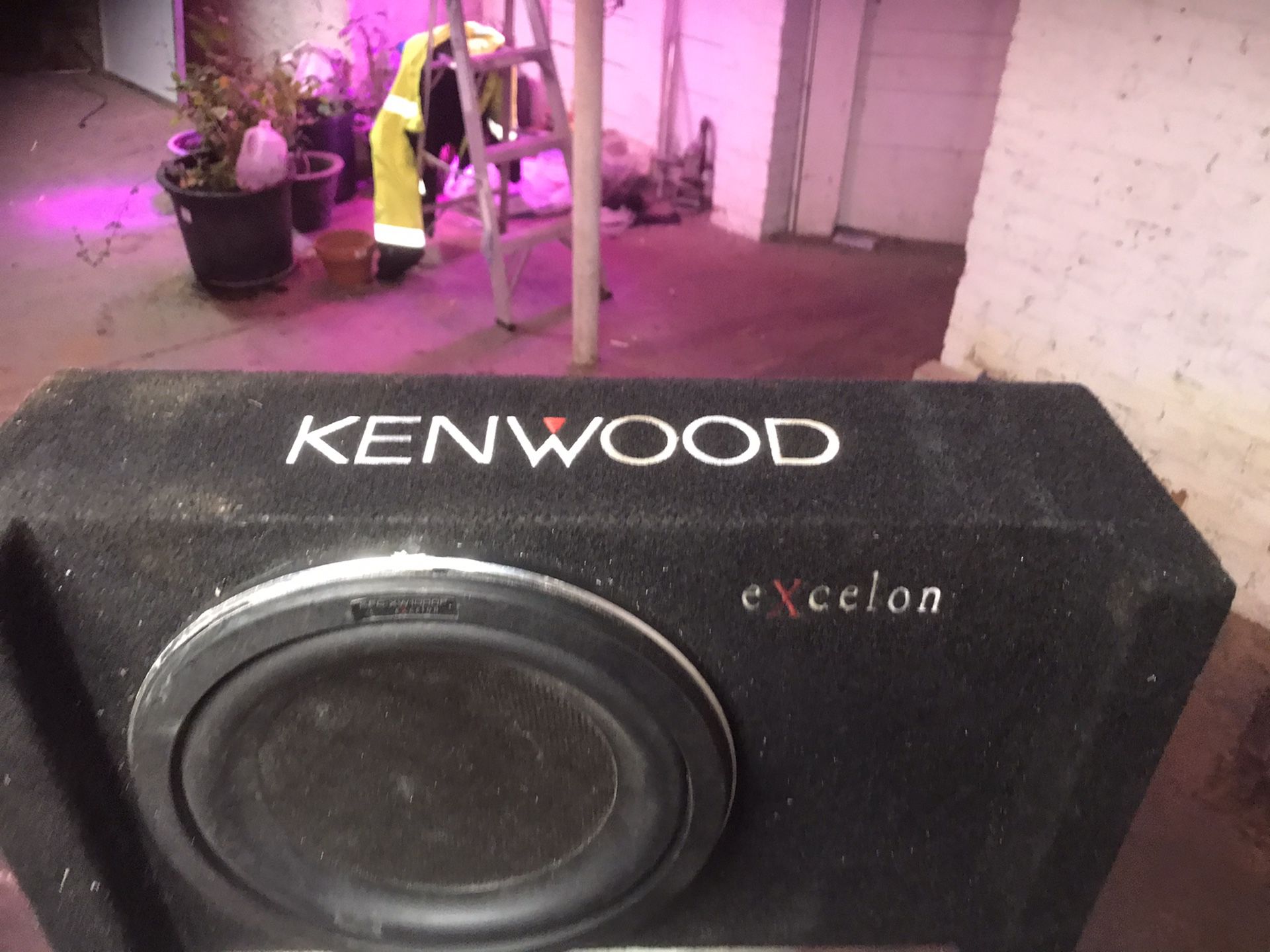 Kenwood sub woofer