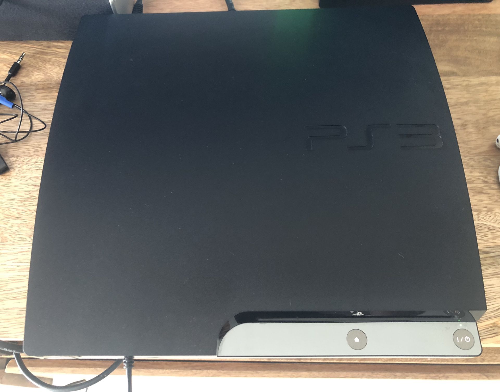 PlayStation 3 SLIM (like new) 160GB