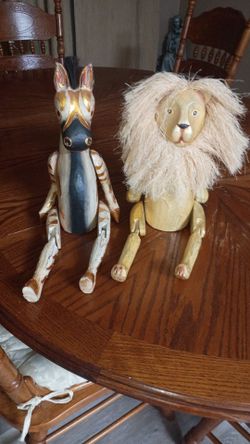 Pier one Wooden figures