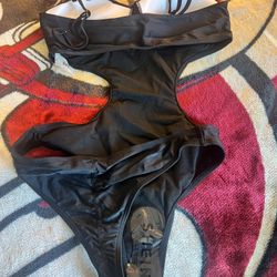 6 Pairs Of Size Small Swim Suits 