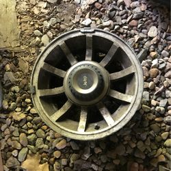 I Have Five Of These Rims Came Up At 88 Jeep Cherokee 4 Of Them Have Center Caps Best Offer