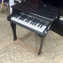 Cute Kids Mini Piano 🎹 Great Starter Toy