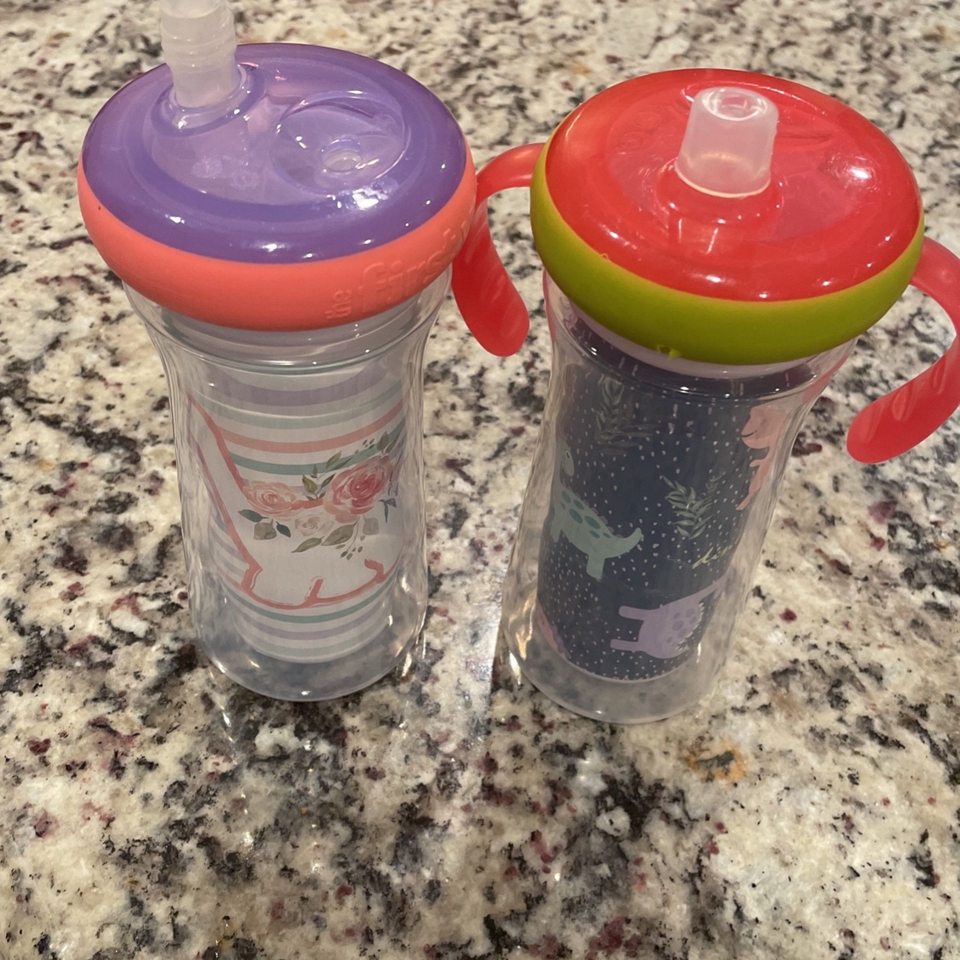 2 Sippy Cups