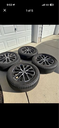 Lexus oem tires and rims from a gx550
