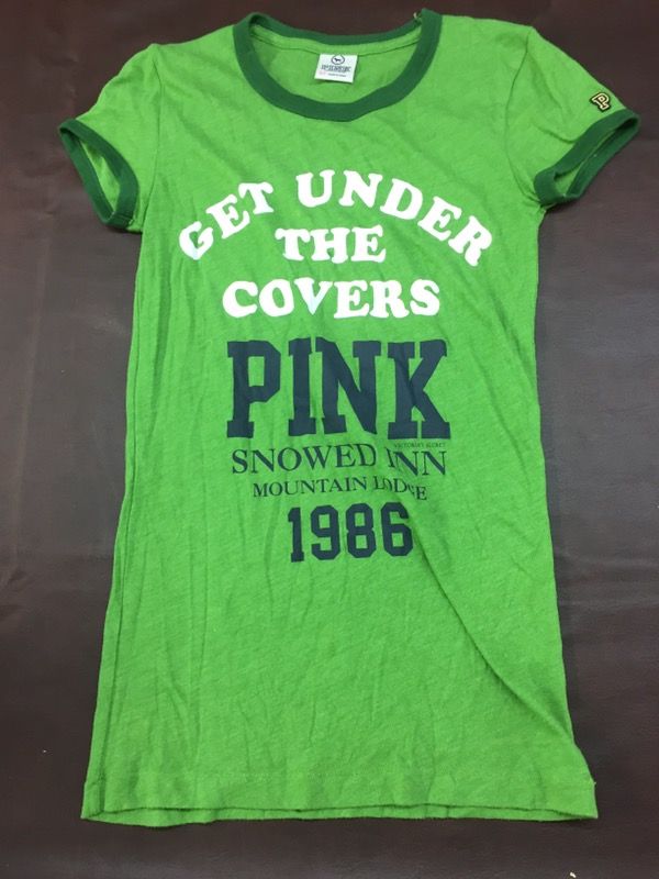 Green Vicky secret PINK Tee