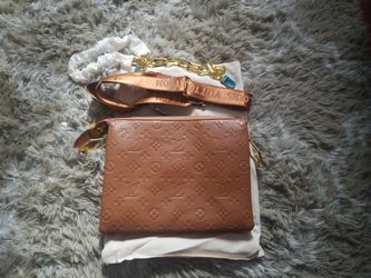 Crossbody bag