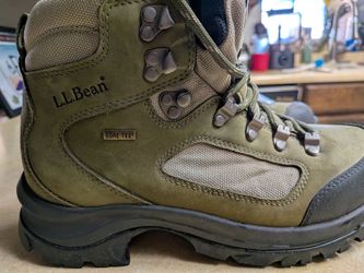 Brand New "L.L.Bean" Gore-Tex Women's Vibrant Shoes