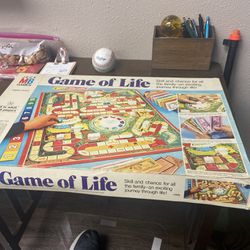 1979 Vintage Life Board Game  