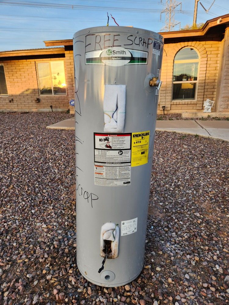 Hot Water Heater (Scrap) for Sale in Chandler, AZ OfferUp