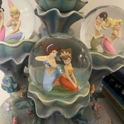 Little mermaid collectible globe