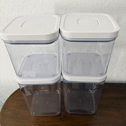 4 OXO Soft Works Pop Containers