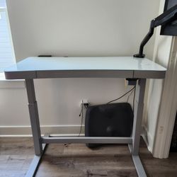 Motorized Adjustable Standing Desk