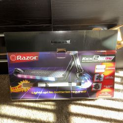 Razor Kick 2 Glow Scooter
