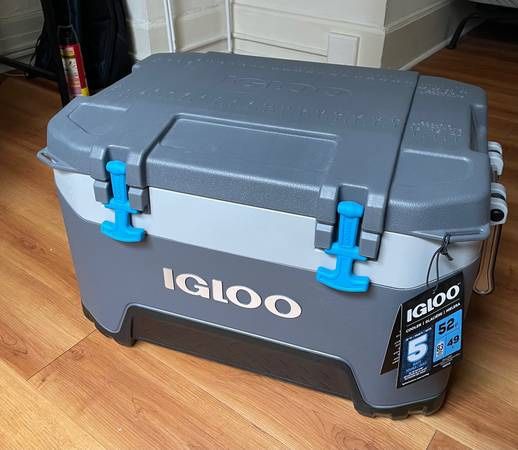 Igloo BMX52 Cooler - Brand new