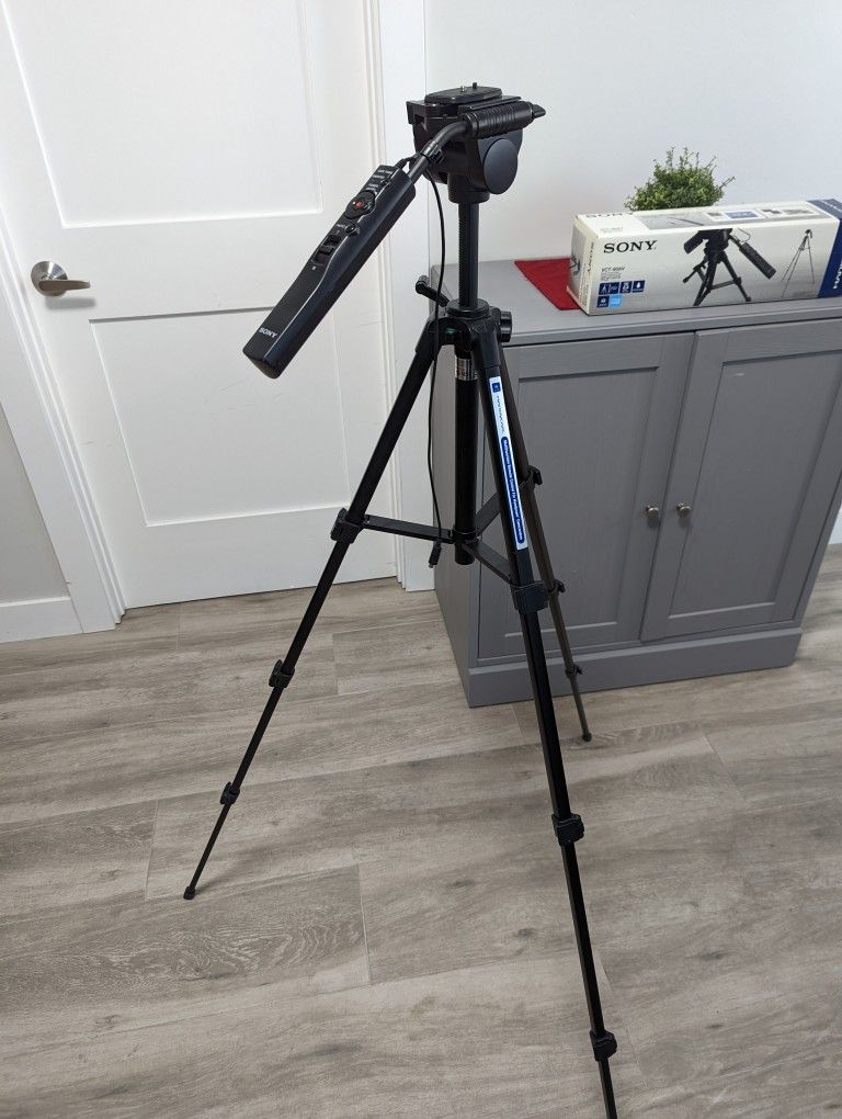 Sony VCT-60AV Remote Control Tripod
