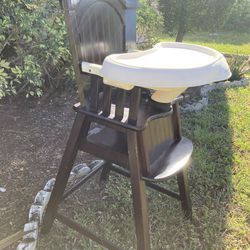 Highchair For Sale! Pick Up only