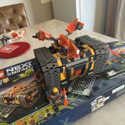 Axl’s Rolling Arsenal From LEGO NexoKnights- With Box And Instructions- No Minifigures Included  