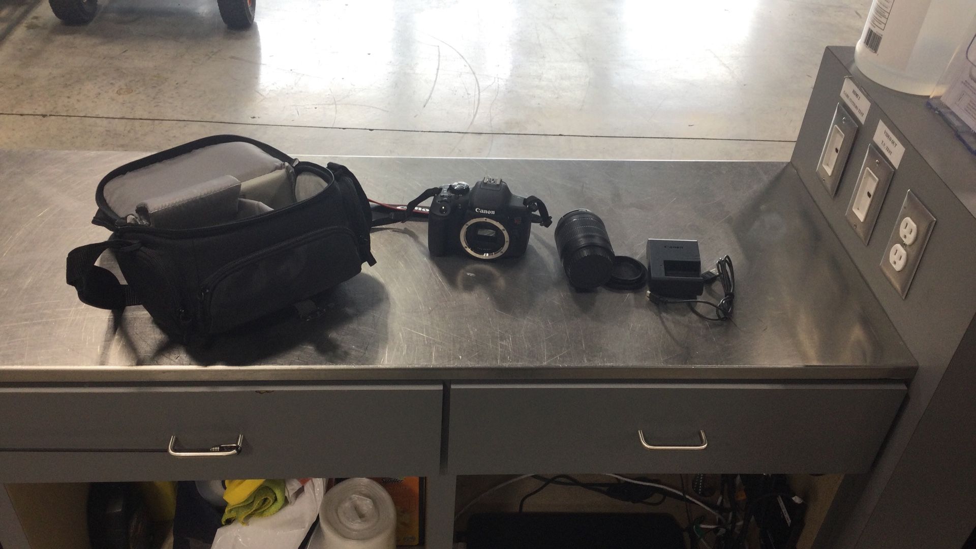 Canon T6i