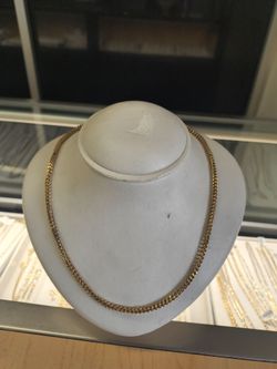 10k Gold necklace 16.4 grams 22 Long layway available 10% Dwon if you interested please make sure you ask for Maribel thank you