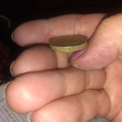 1993 British Pound with upside down edge